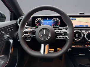 MERCEDES-BENZ A-Klasse W177 A 220 AMG Line 4m
