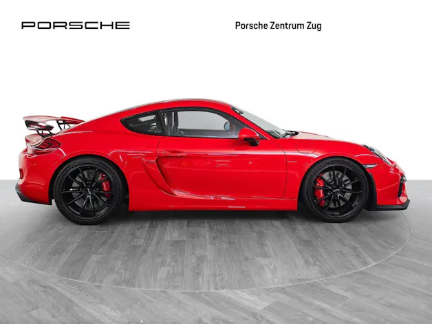 PORSCHE Cayman GT4