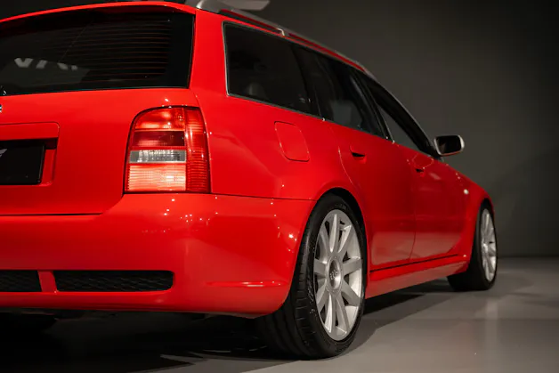 AUDI RS4 Avant 2.7 V6 Biturbo quattro