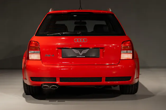 AUDI RS4 Avant 2.7 V6 Biturbo quattro