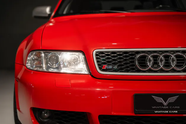 AUDI RS4 Avant 2.7 V6 Biturbo quattro