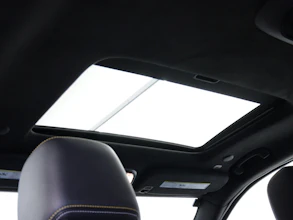 https://vehicle.imgix.net/4532554/67faf5e2-79fe-4ffb-bd68-65784b624c26.JPG