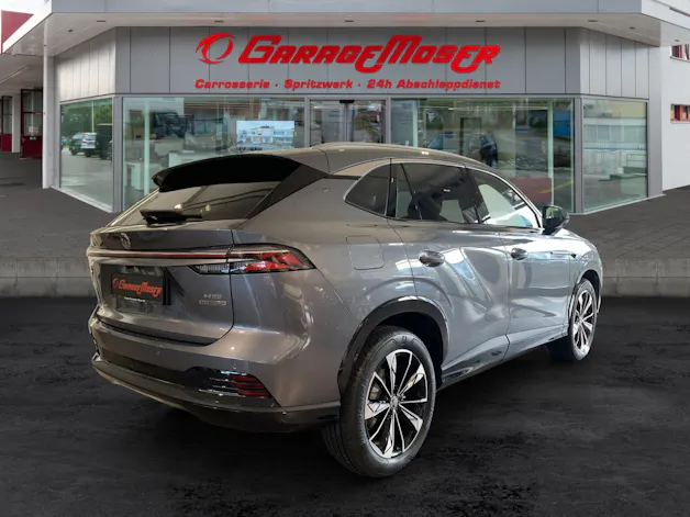 MG HS 1.5 Hybrid Luxury