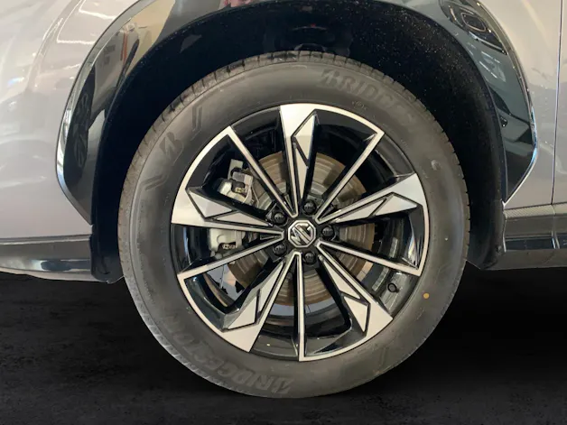 MG HS 1.5 Hybrid Luxury