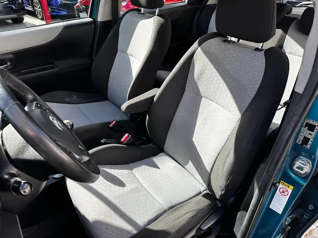 Toyota Yaris 1.33 VVT-i Sol