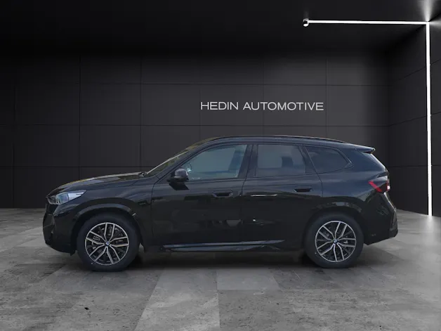 BMW iX1 xDrive30