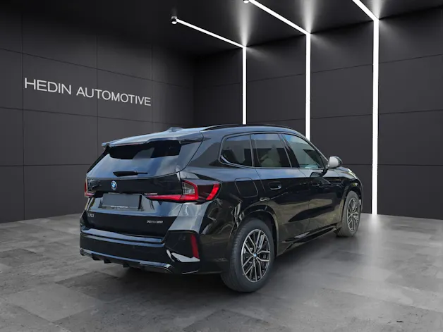 BMW iX1 xDrive30