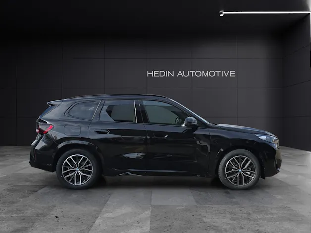 BMW iX1 xDrive30