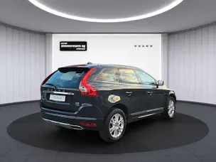 VOLVO XC60 2.4 D5 Summum AWD