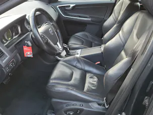 VOLVO XC60 2.4 D5 Summum AWD