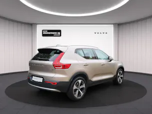 VOLVO XC40 2.0 B4 MH Plus Bright AWD