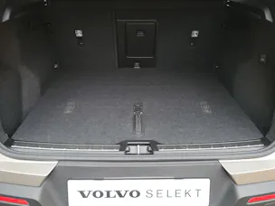 VOLVO XC40 2.0 B4 MH Plus Bright AWD