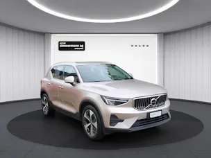 VOLVO XC40 2.0 B4 MH Plus Bright AWD