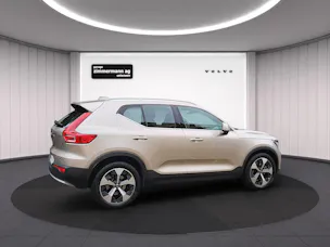 VOLVO XC40 2.0 B4 MH Plus Bright AWD