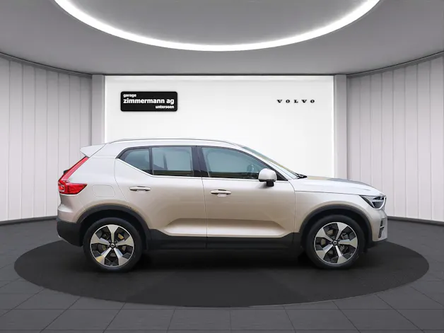 VOLVO XC40 2.0 B4 MH Plus Bright AWD