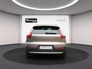 VOLVO XC40 2.0 B4 MH Plus Bright AWD