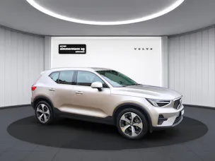 VOLVO XC40 2.0 B4 MH Plus Bright AWD