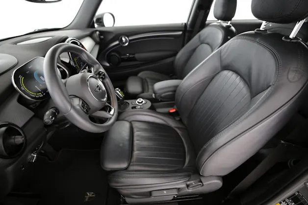 MINI F56 Cooper SE