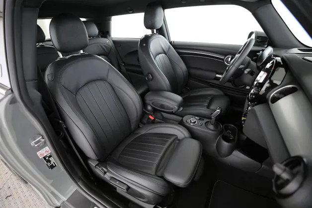 MINI F56 Cooper SE