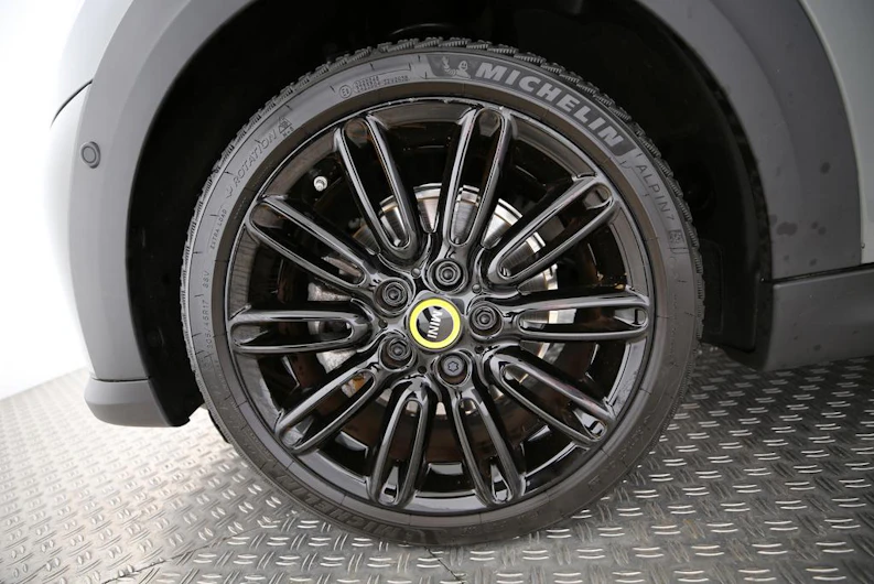 Fahrzeugbild MINI MINI