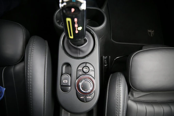 MINI F56 Cooper SE: Jetzt Probefahrt buchen!