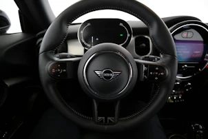 Fahrzeugbild MINI F56 Cooper SE