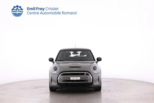 Fahrzeugbild MINI F56 Cooper SE