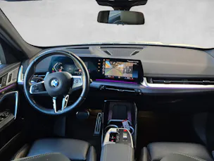 BMW X1 U11 23i xDrive paddles