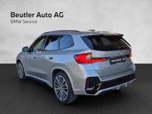 BMW X1 U11 23i xDrive paddles