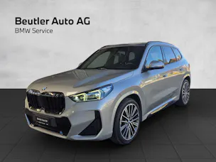 BMW X1 U11 23i xDrive paddles