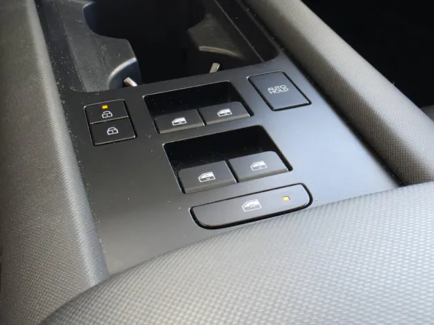 HYUNDAI Ioniq 6 77,4 kWh Launch Edition 4WD