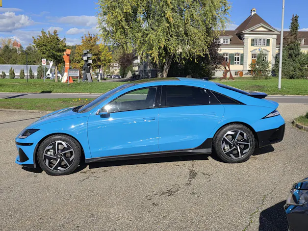 HYUNDAI Ioniq 6 77,4 kWh Launch Edition 4WD