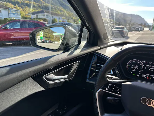 AUDI Q4 e-tron Sportback 50 quattro (CH)