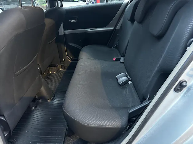 Toyota Yaris 1.33 VVT-i Linea Luna