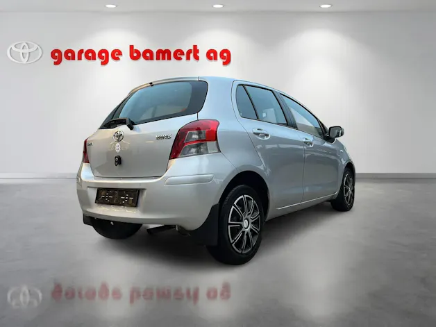 Toyota Yaris 1.33 VVT-i Linea Luna