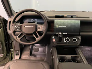 Land Rover Defender 110 2.0 P300e X-Dynamic HSE