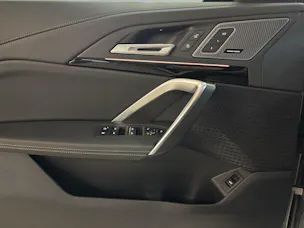 BMW X1 U11 30e xDrive paddles