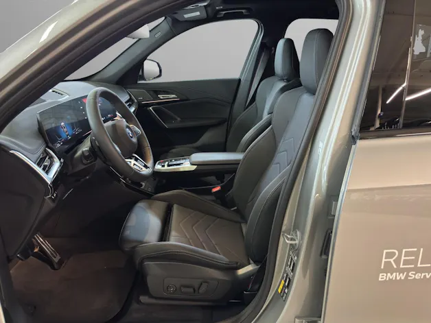 BMW X1 U11 30e xDrive paddles