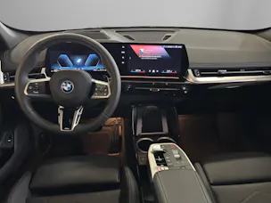 BMW X1 U11 30e xDrive paddles