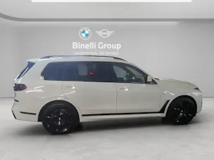 BMW X7 G07 40d xDrive SAG
