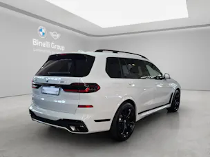 BMW X7 G07 40d xDrive SAG
