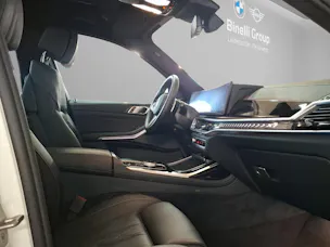 BMW X7 G07 40d xDrive SAG