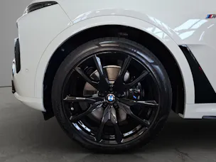 BMW X7 G07 40d xDrive SAG
