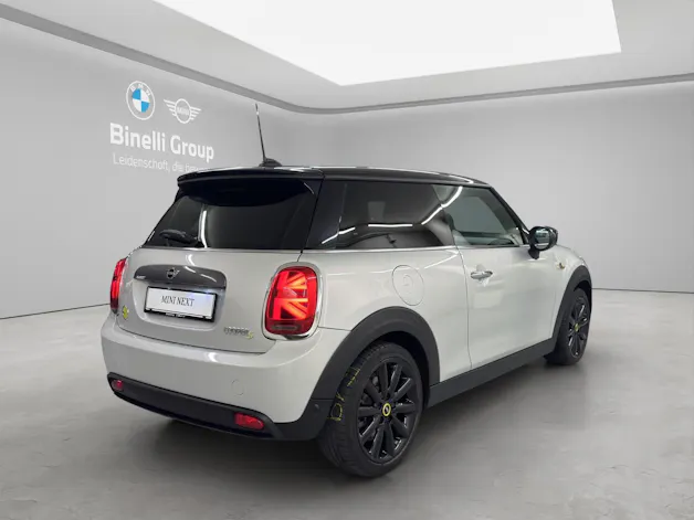 MINI F56 Cooper SE