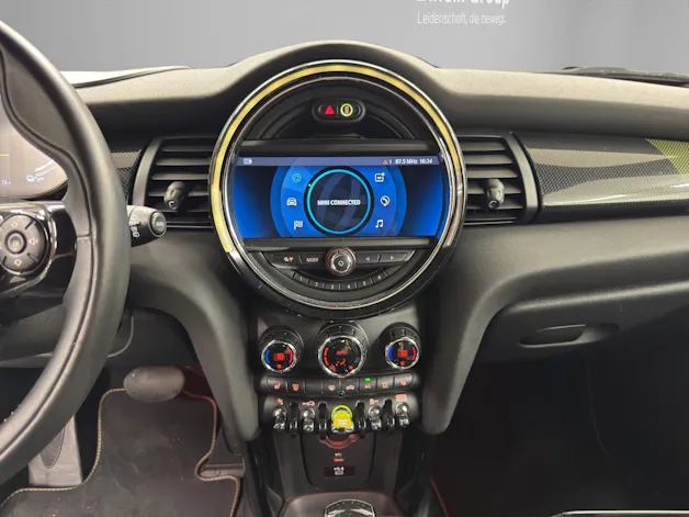 MINI F56 Cooper SE