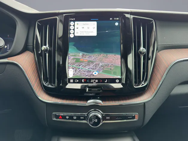 VOLVO XC60 2.0 B4 MH Ultimate Dark AWD