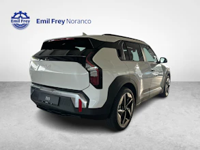 https://vehicle.imgix.net/4533026/ca914177-5f3b-4da3-b66b-a0f440f9cfb1.jpg