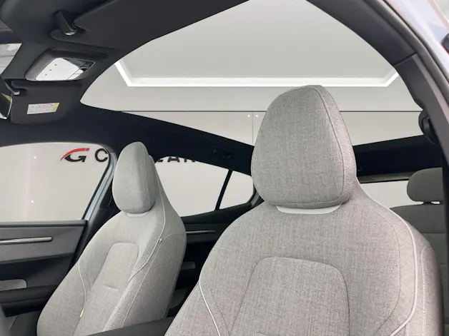 VOLVO EX30 P8 Ultra AWD