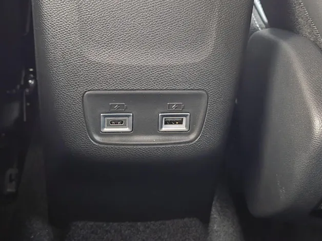 PEUGEOT 2008 1.2 Hybrid 145 GT Exclusive