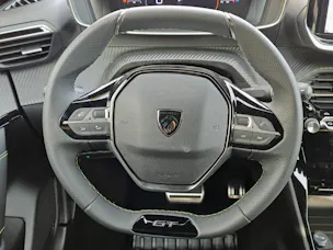 PEUGEOT 208 1.2 Hybrid 145 GT Exclusive